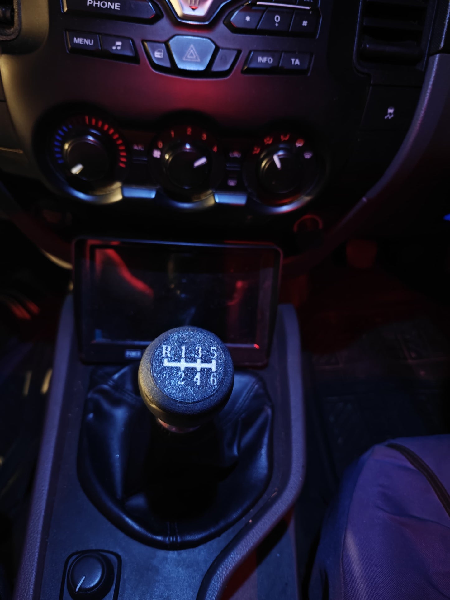 (NEW VERSION) 6 Speed Manual Gear Knob Top COVER Shift Plate PX Ranger XL XLS 2011-2019